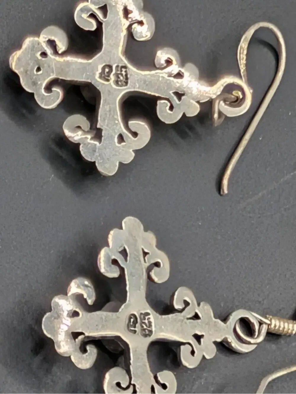 Vintage 925 Sterling Silver CM Fleur De Lis Cross Earrings Black Onyx 3.69g